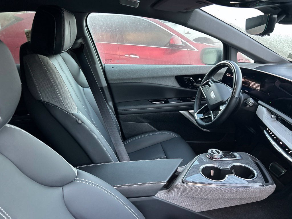 2025 Cadillac OPTIQ Sport