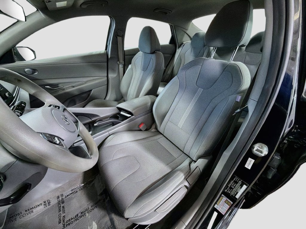 2021 Hyundai Elantra SE