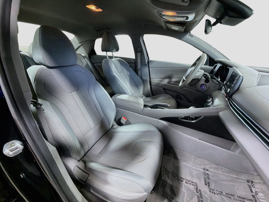 2021 Hyundai Elantra SE