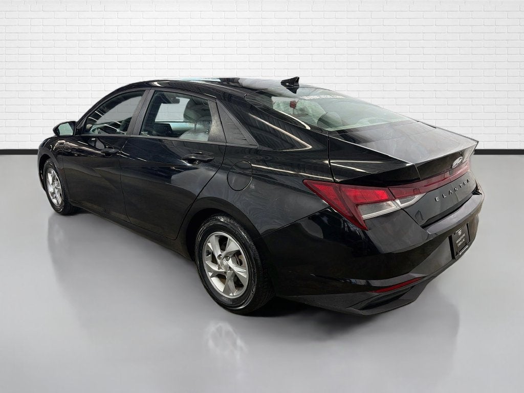 2021 Hyundai Elantra SE