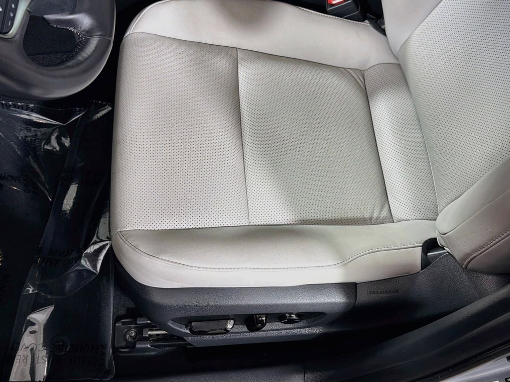 2023 Lexus UX 250h Premium