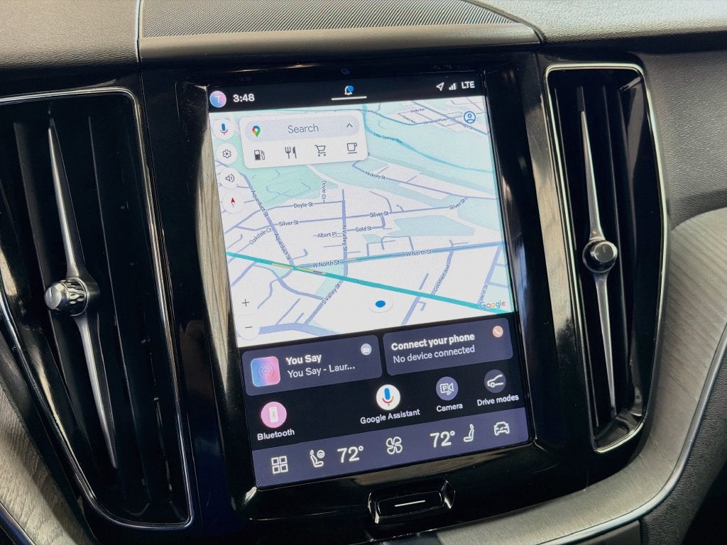 2025 Volvo XC60 B5 Plus