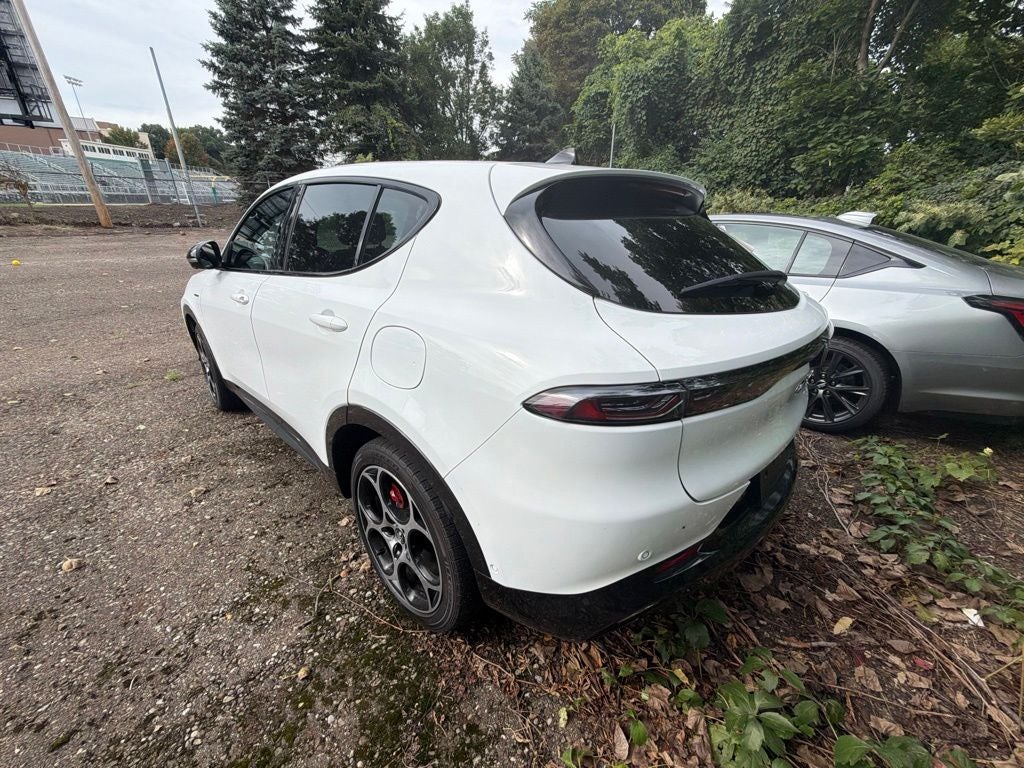 2024 Alfa Romeo Tonale Veloce