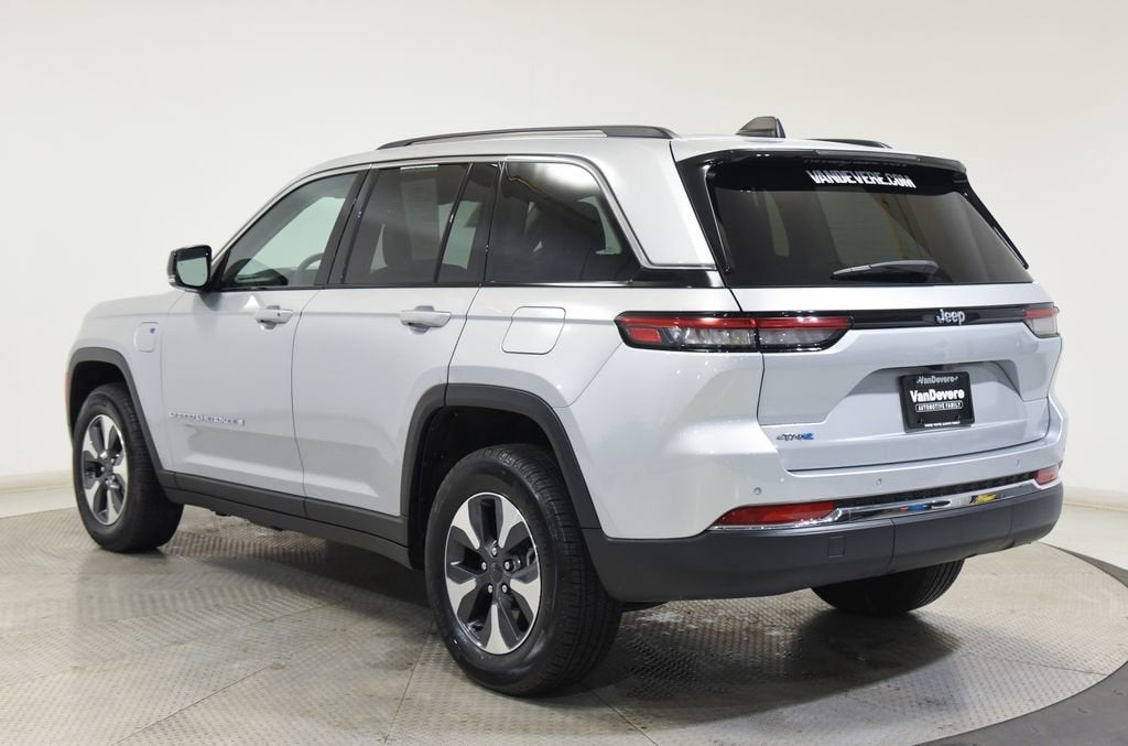 2023 Jeep Grand Cherokee 4xe BASE