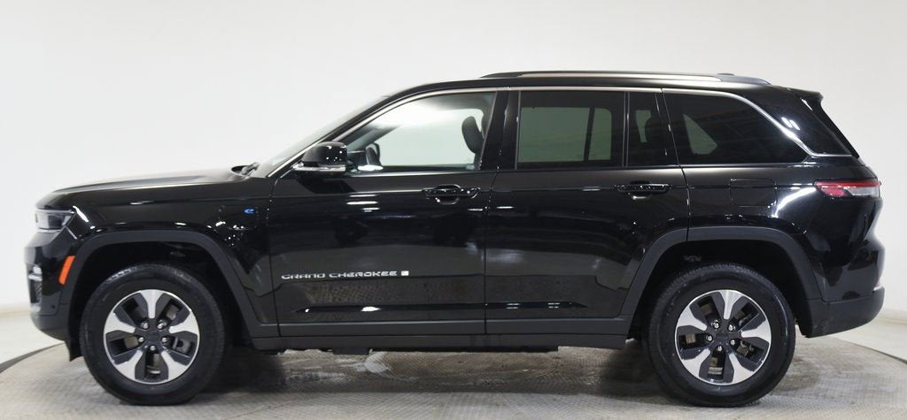 2022 Jeep Grand Cherokee 4xe BASE