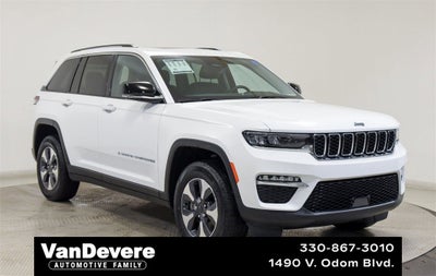 2022 Jeep Grand Cherokee 4xe BASE