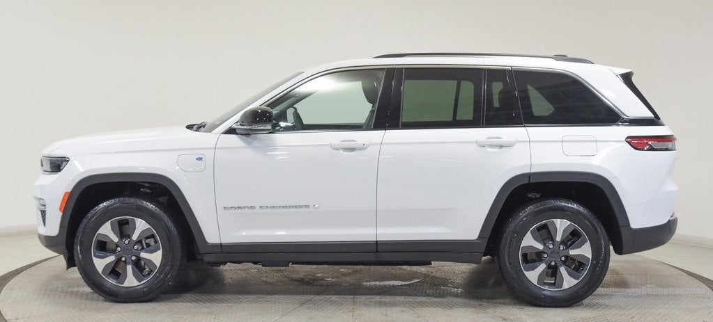 2022 Jeep Grand Cherokee 4xe BASE