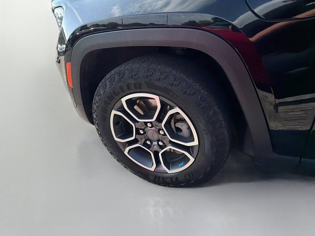 2023 Jeep Grand Cherokee 4xe Trailhawk
