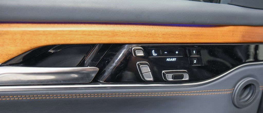 2022 Jeep Grand Wagoneer Series II