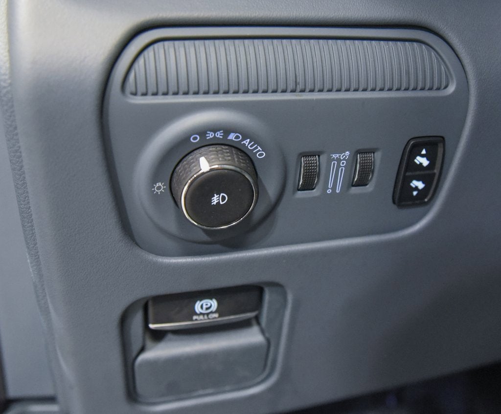 2022 Jeep Grand Wagoneer Series II