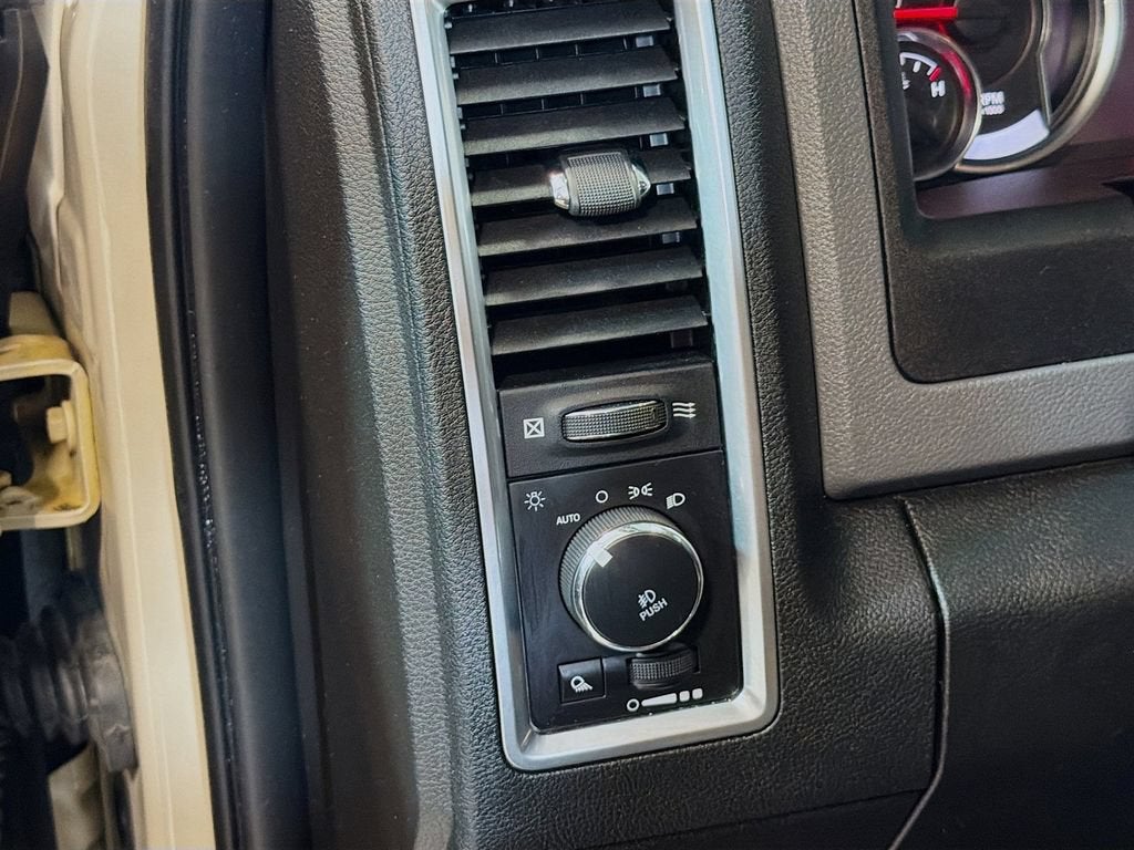 2019 RAM 1500 Classic SLT