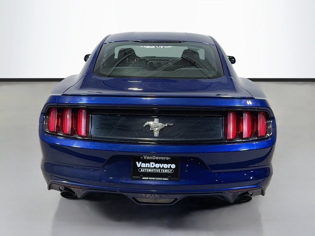 2016 Ford Mustang V6