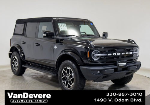 2023 Ford Bronco Base