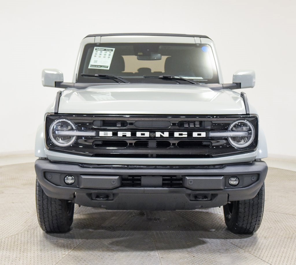 2021 Ford Bronco Base