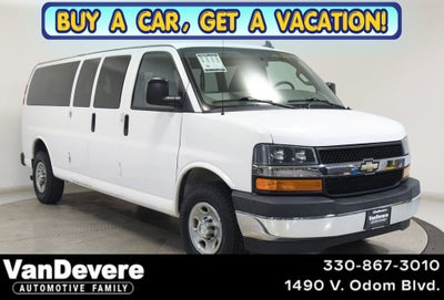 2017 Chevrolet Express Passenger 3500 LT