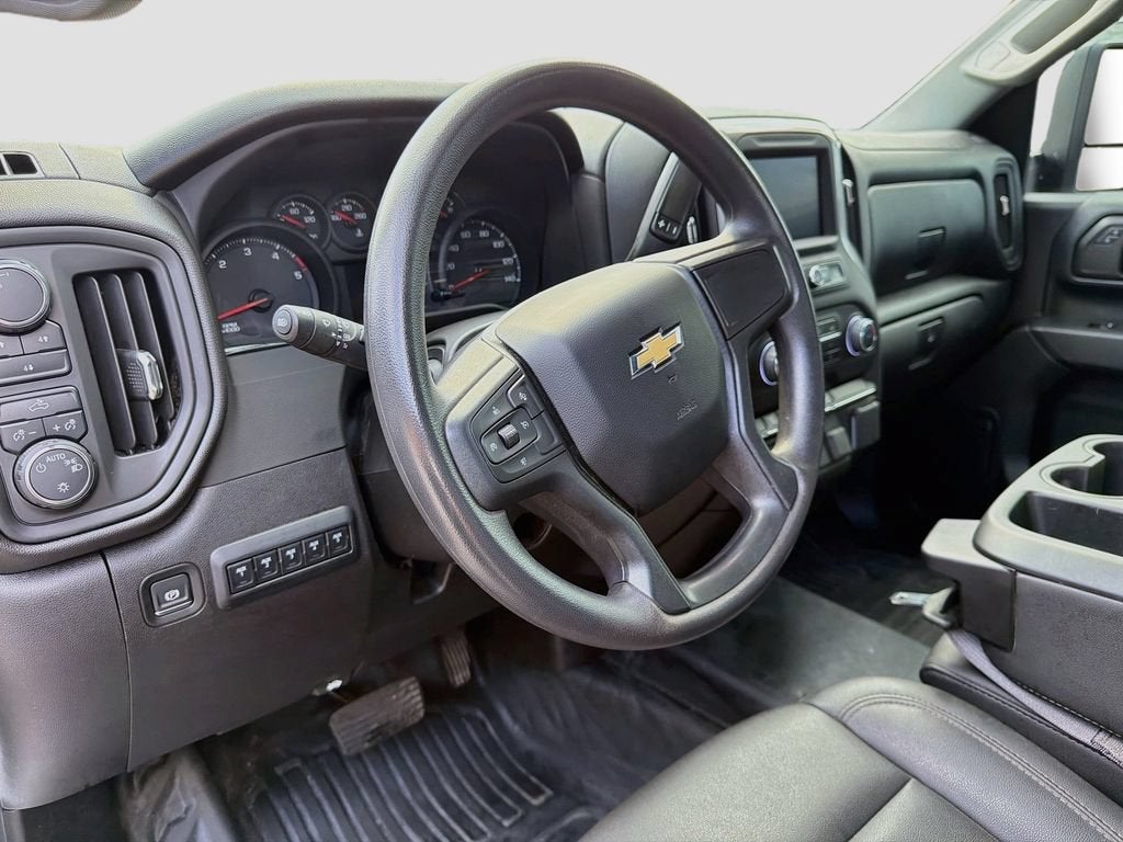 2025 Chevrolet Silverado 3500 HD WT DRW