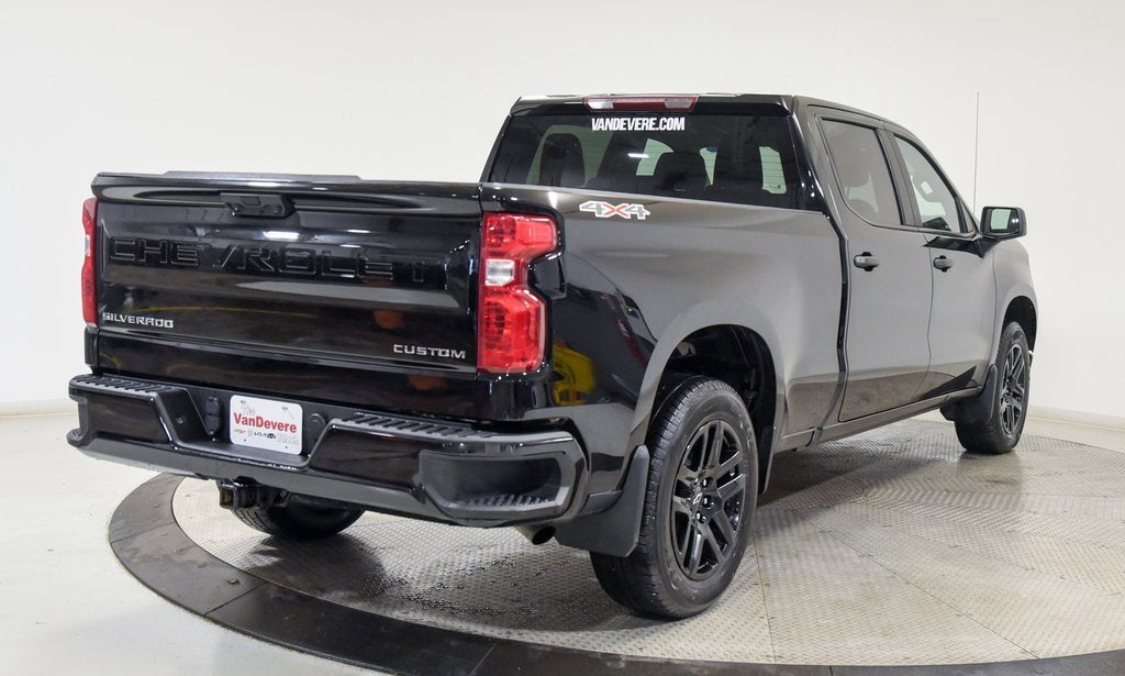2024 Chevrolet Silverado 1500 Custom