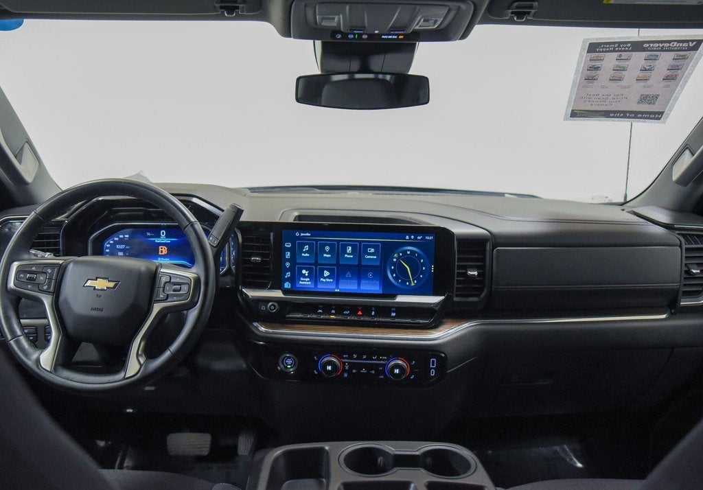 2023 Chevrolet Silverado 1500 LT (2FL)