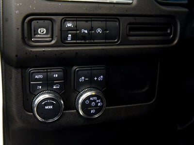 2024 GMC Yukon SLE