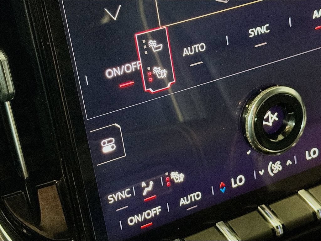2025 GMC Yukon XL Elevation