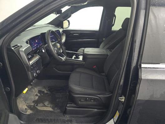 2025 Chevrolet Suburban LS