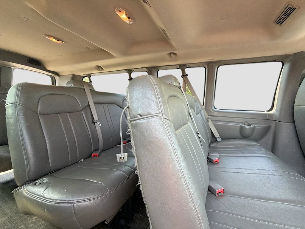 2013 Chevrolet Express Passenger 3500 LS
