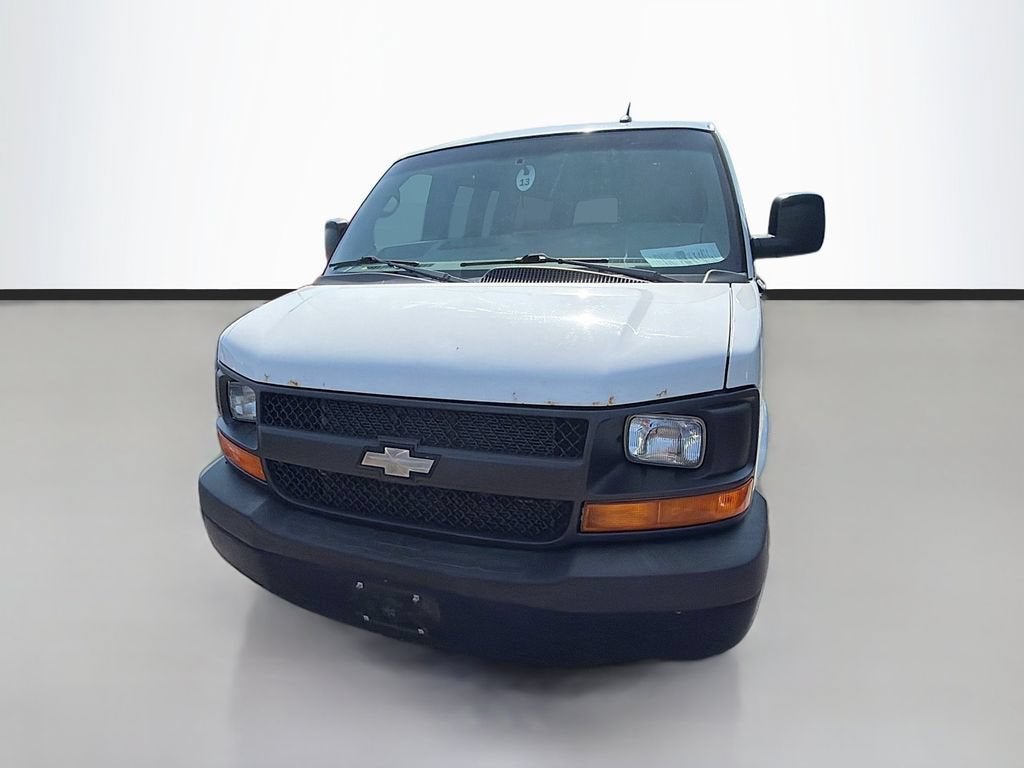 2013 Chevrolet Express Passenger 3500 LS