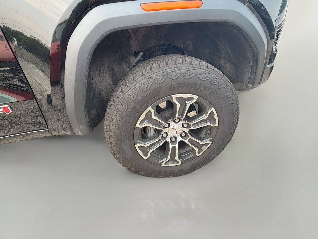 2025 GMC Canyon AT4