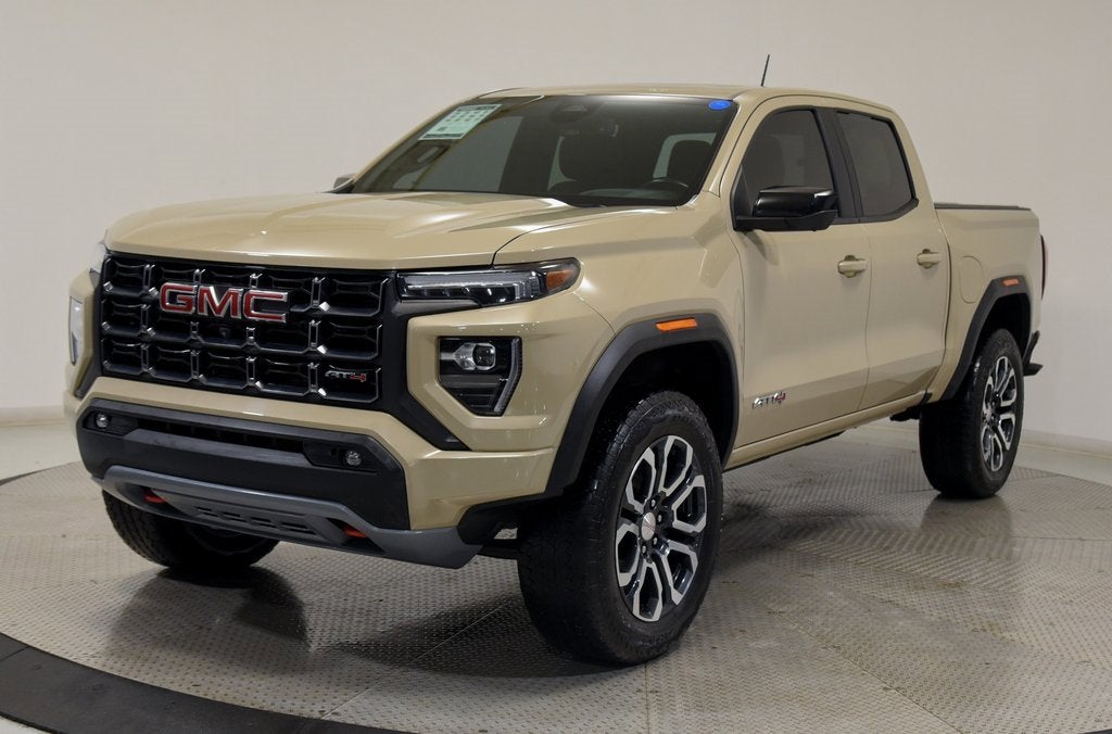 2024 GMC Canyon AT4