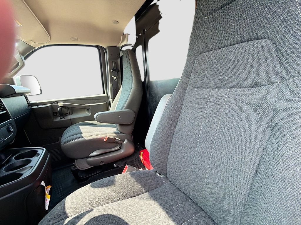 2025 GMC Savana Cargo Work Van