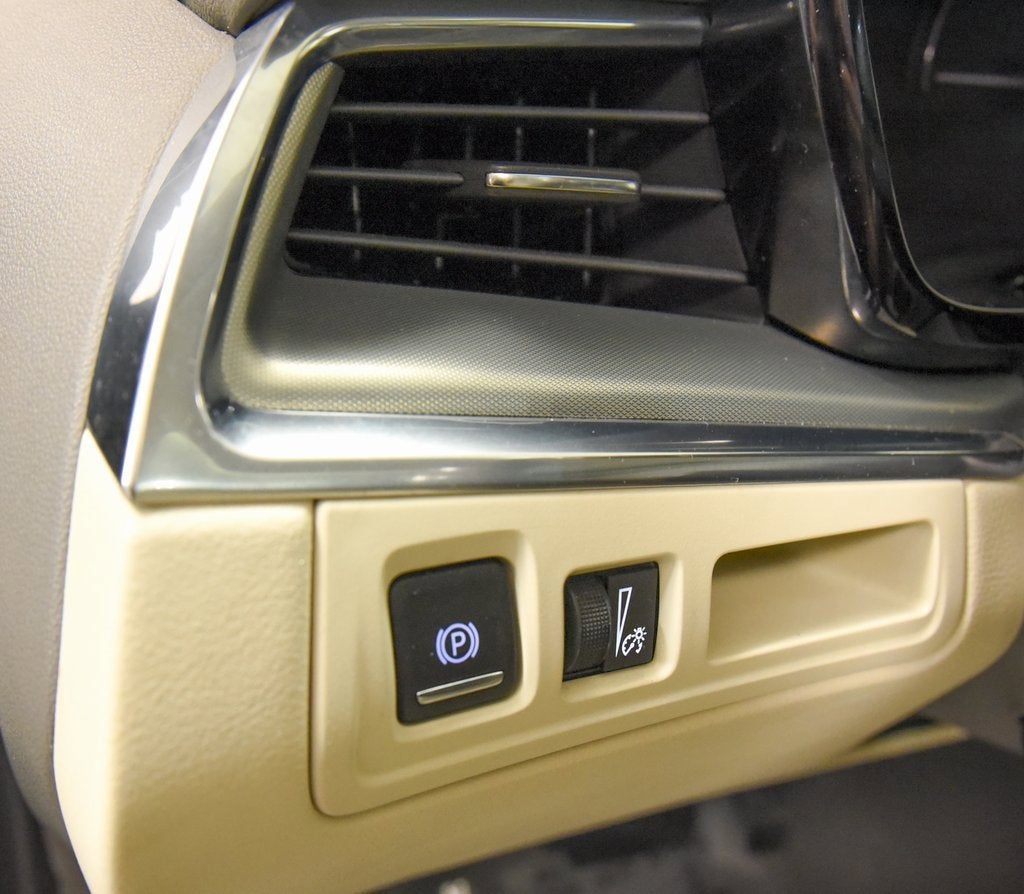 2017 Cadillac XT5 Luxury AWD