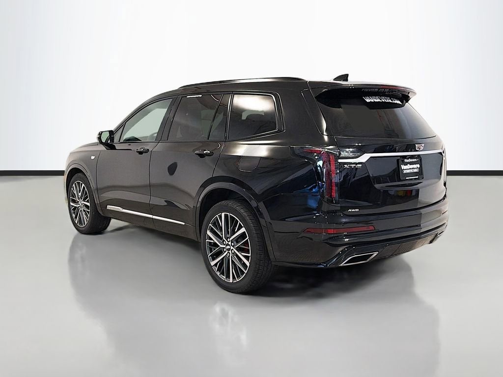 2025 Cadillac XT6 Sport