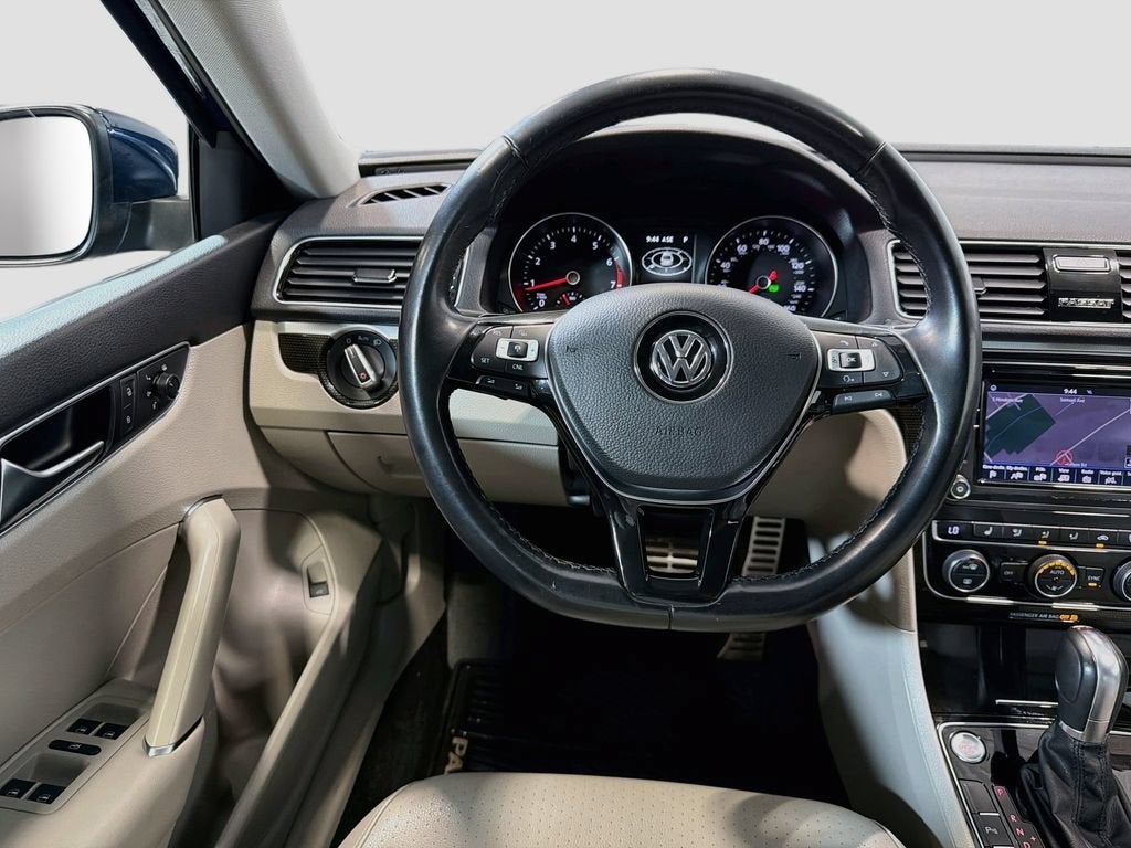 2019 Volkswagen Passat 2.0T SE R-Line