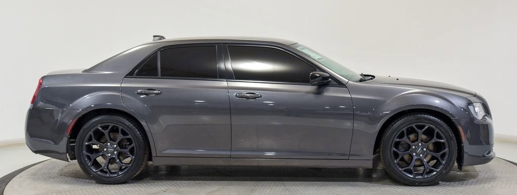 2019 Chrysler 300 Touring