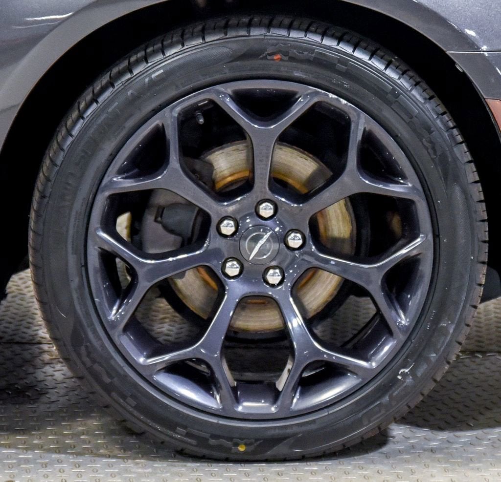 2019 Chrysler 300 Touring