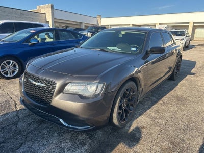 2019 Chrysler 300 Touring