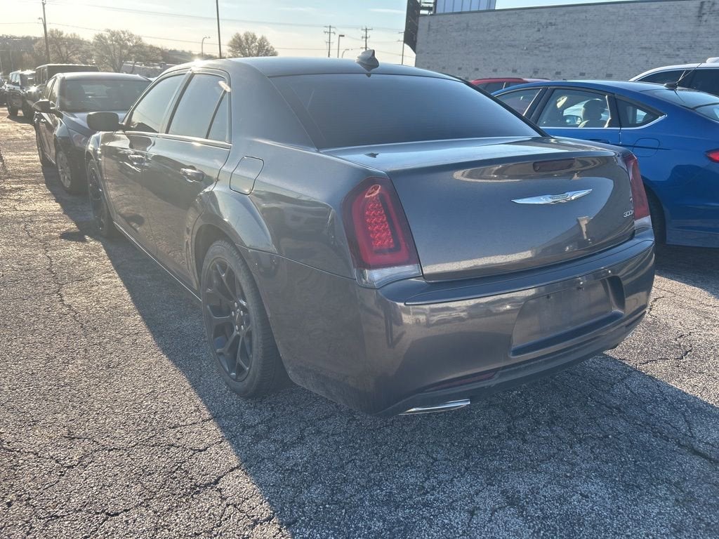 2019 Chrysler 300 Touring