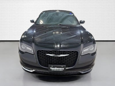 2018 Chrysler 300 300S