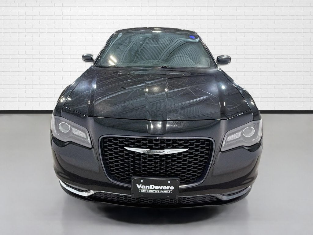 2018 Chrysler 300 300S