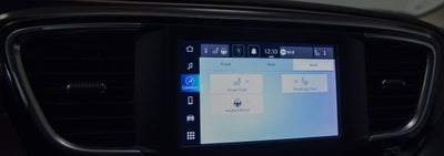 2024 Chrysler Voyager LX