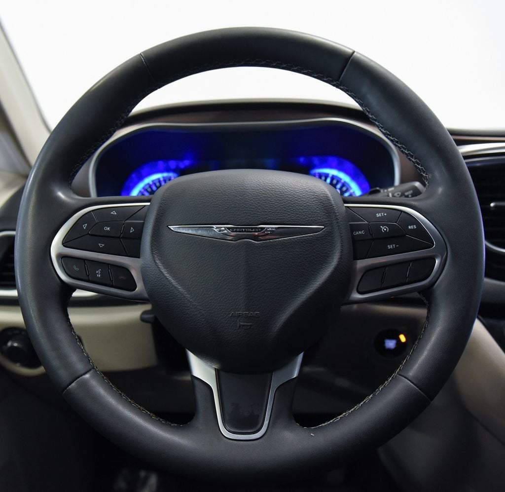 2024 Chrysler Voyager LX