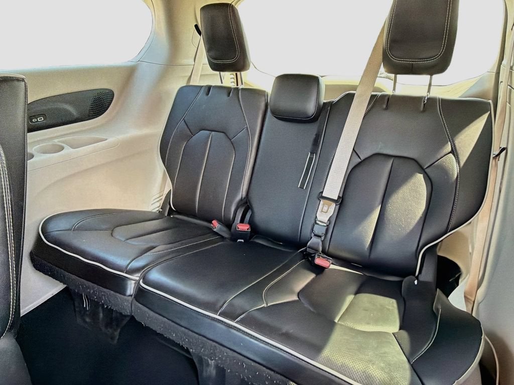 2023 Chrysler Pacifica Hybrid Limited