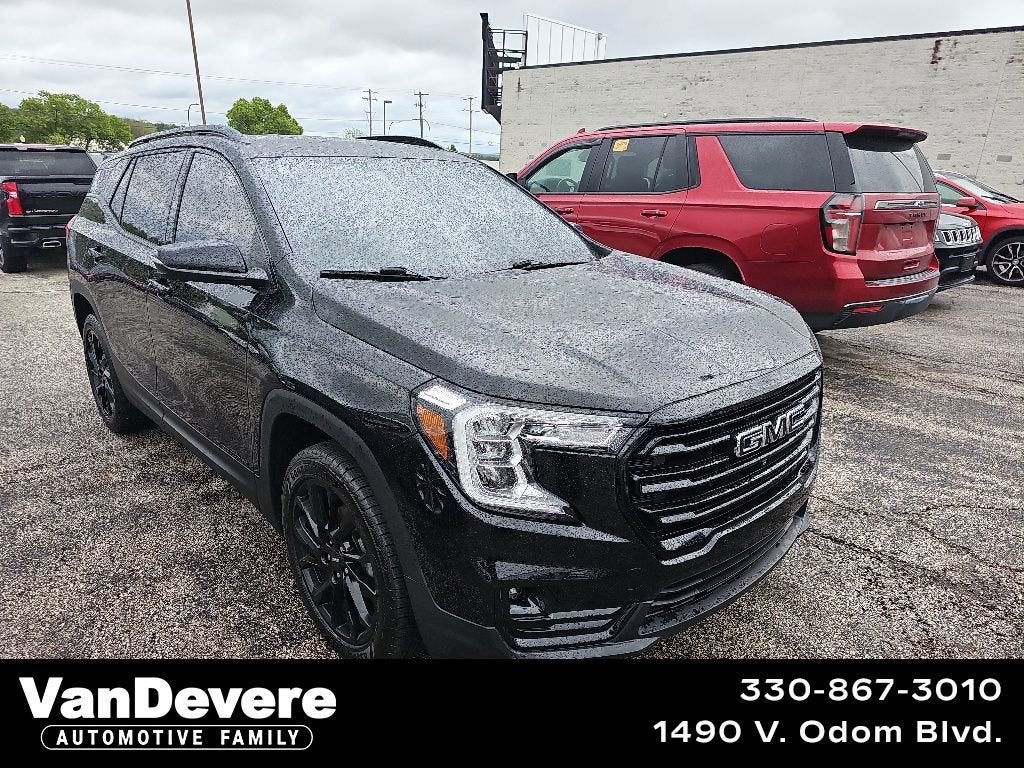 2023 GMC Terrain SLT
