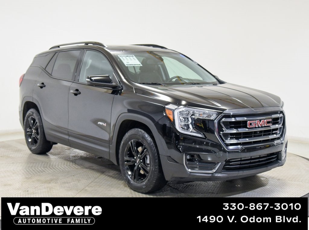 2023 GMC Terrain AT4