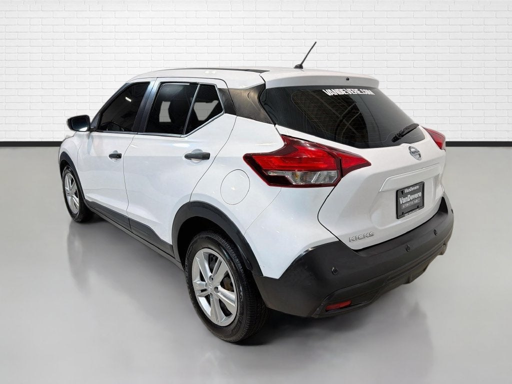 2020 Nissan Kicks S