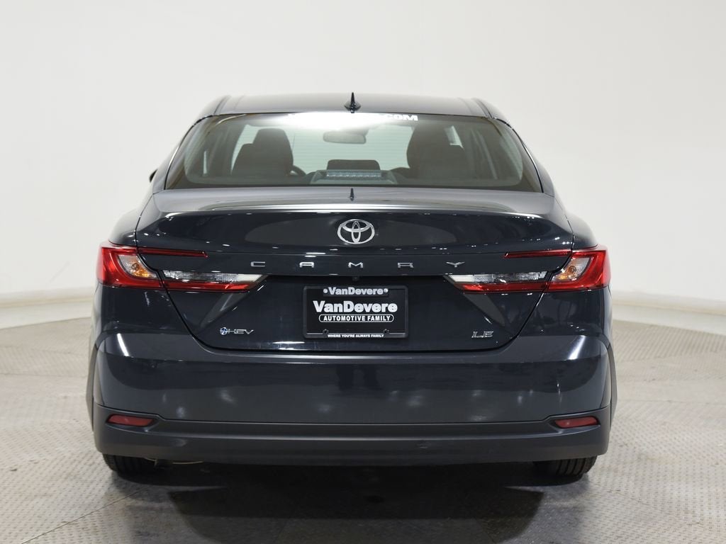 2025 Toyota Camry LE