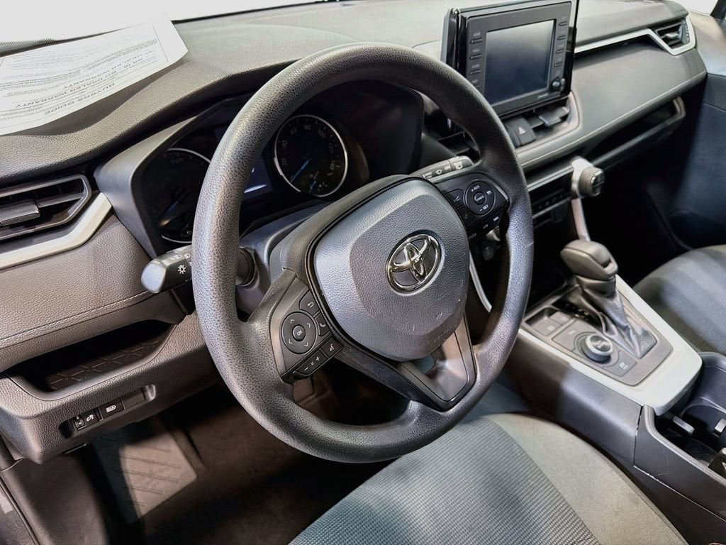 2022 Toyota RAV4 Hybrid LE
