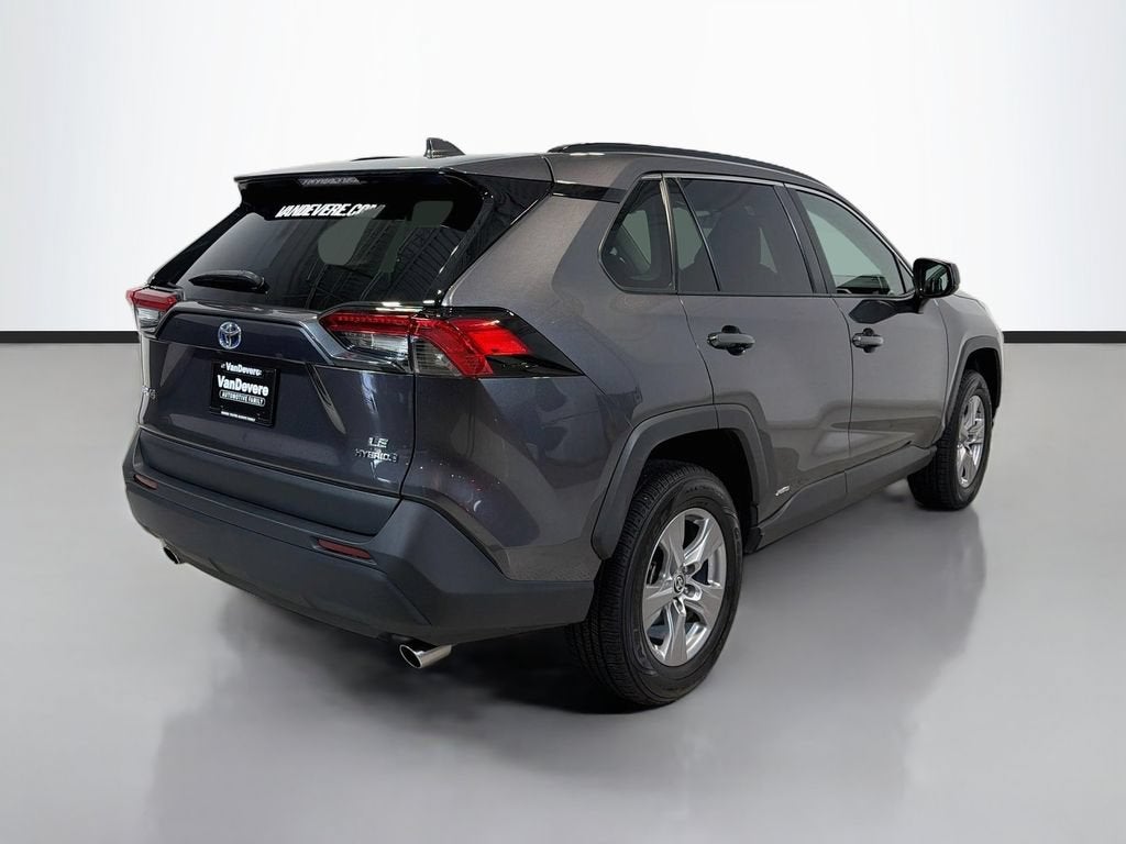2022 Toyota RAV4 Hybrid LE