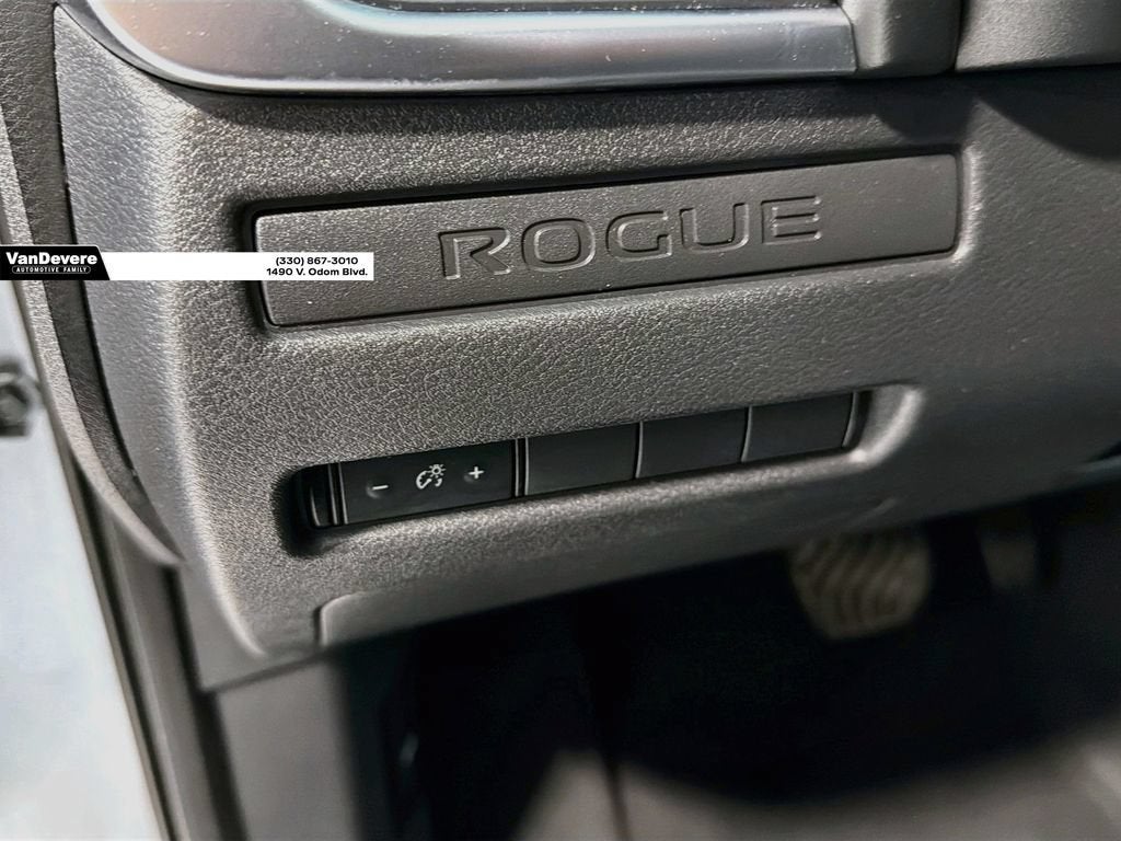 2022 Nissan Rogue S