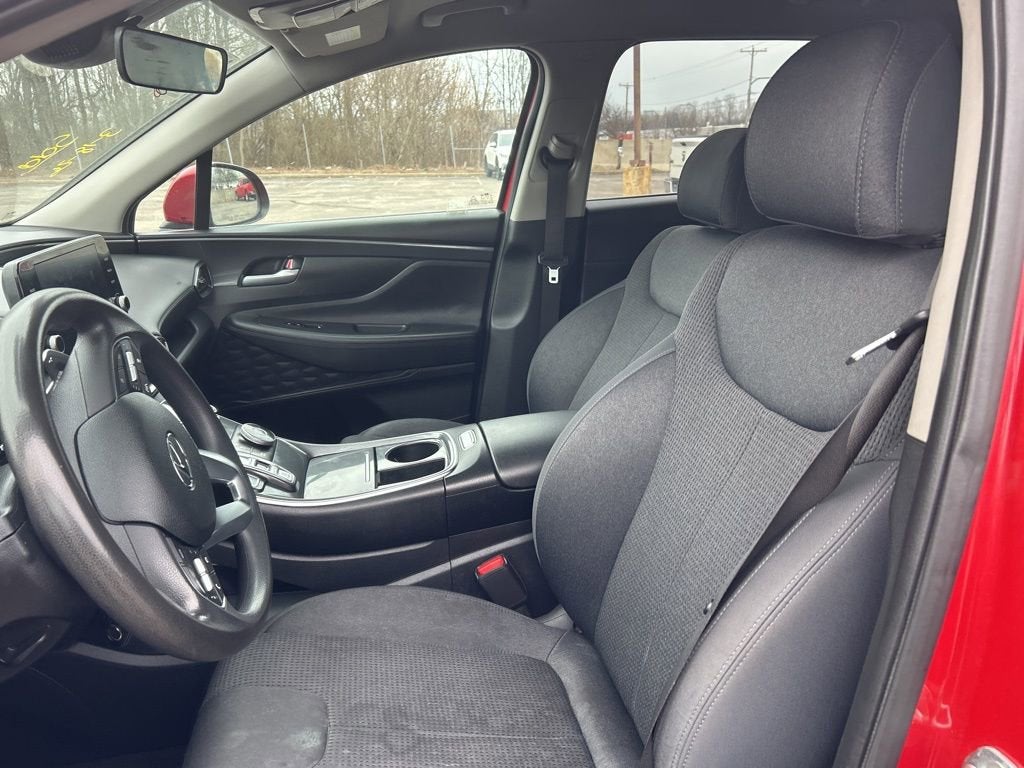 2022 Hyundai Santa Fe SE